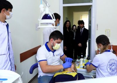 Personnel soignant du dispensaire français à Etchmiadzine